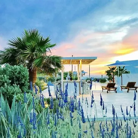 ゲストハウス Queen Boutique Mykonos Town