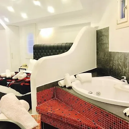 Gasthof Queen Boutique Mykonos Town