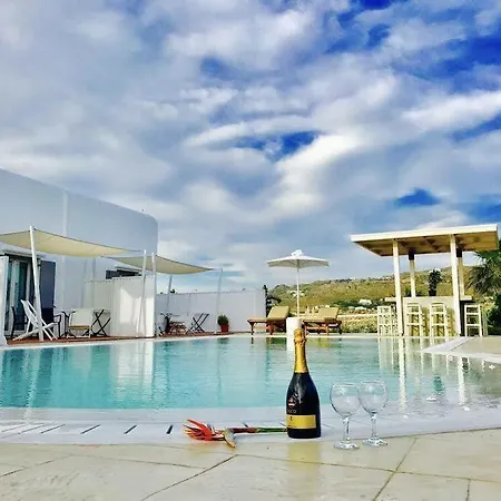 Queen Boutique 3* Mykonos Town